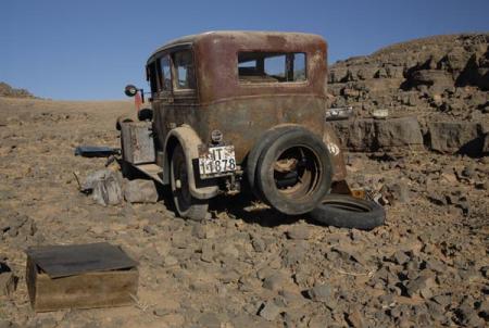 Fräulein Stinnes fährt um die Welt