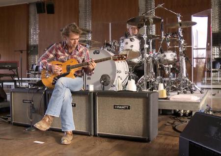 Love Supreme - Sechs Saiten und ein Brett