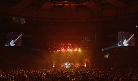 Shut up and play the Hits