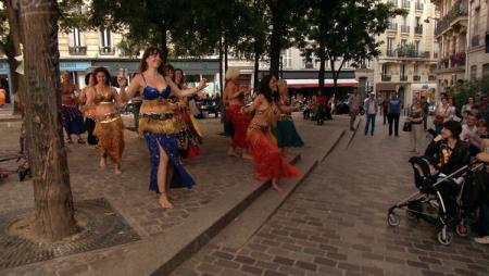 Die mit dem Bauch tanzen