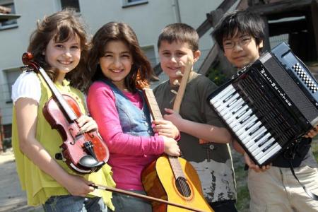 Jedem Kind ein Instrument - Ein Jahr mit vier Tönen